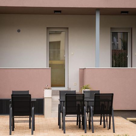 H30 Apartman Pécs Extérieur photo