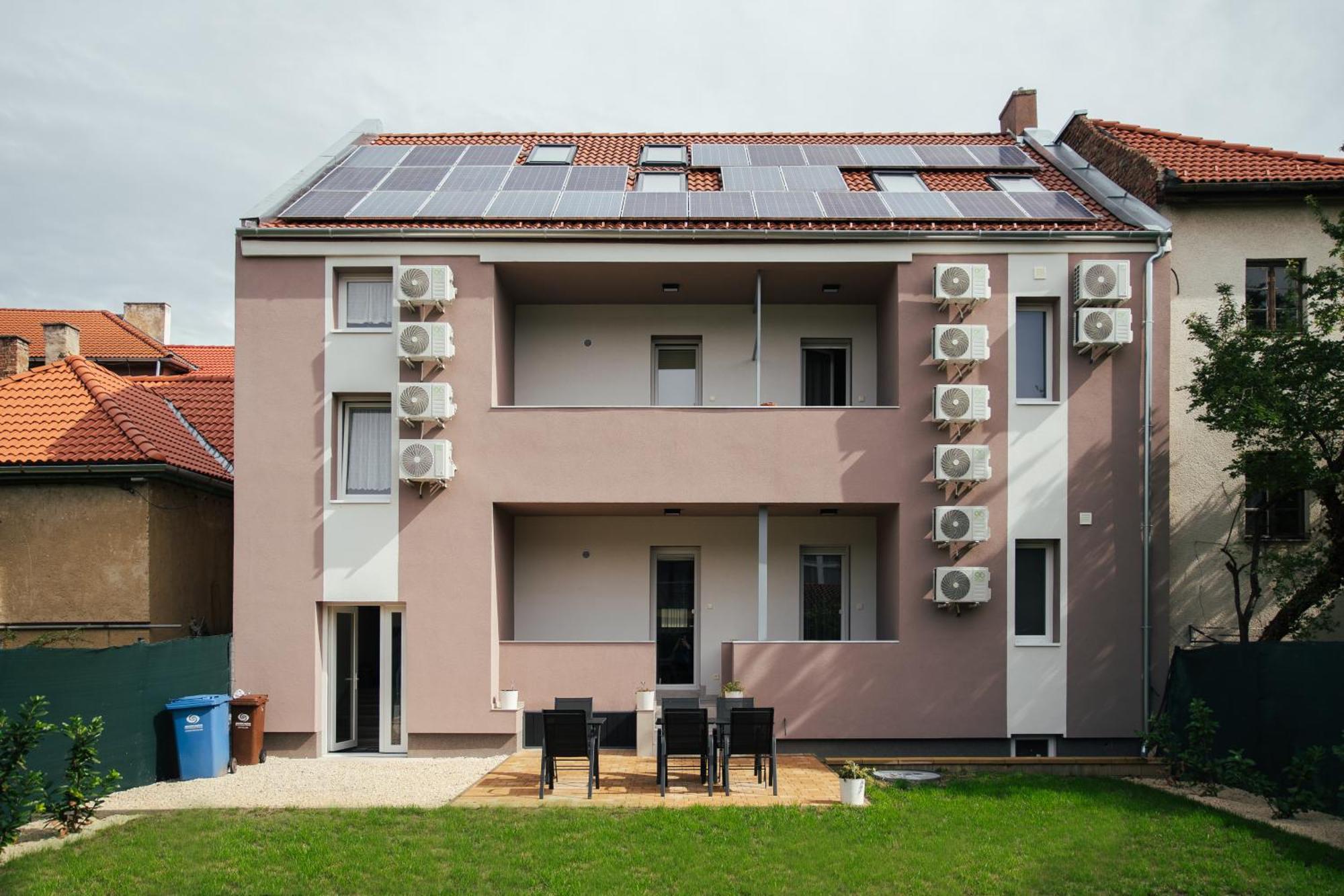 H30 Apartman Pécs Extérieur photo
