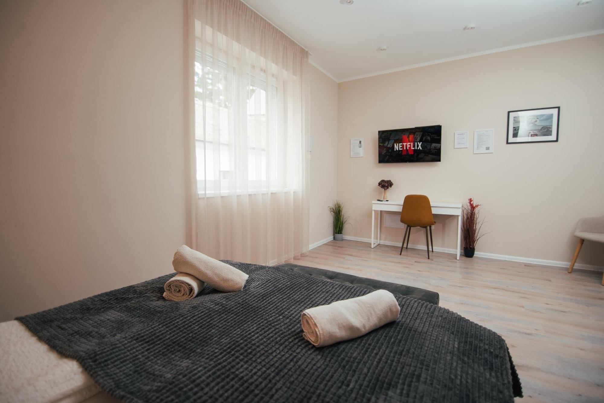 H30 Apartman Pécs Extérieur photo